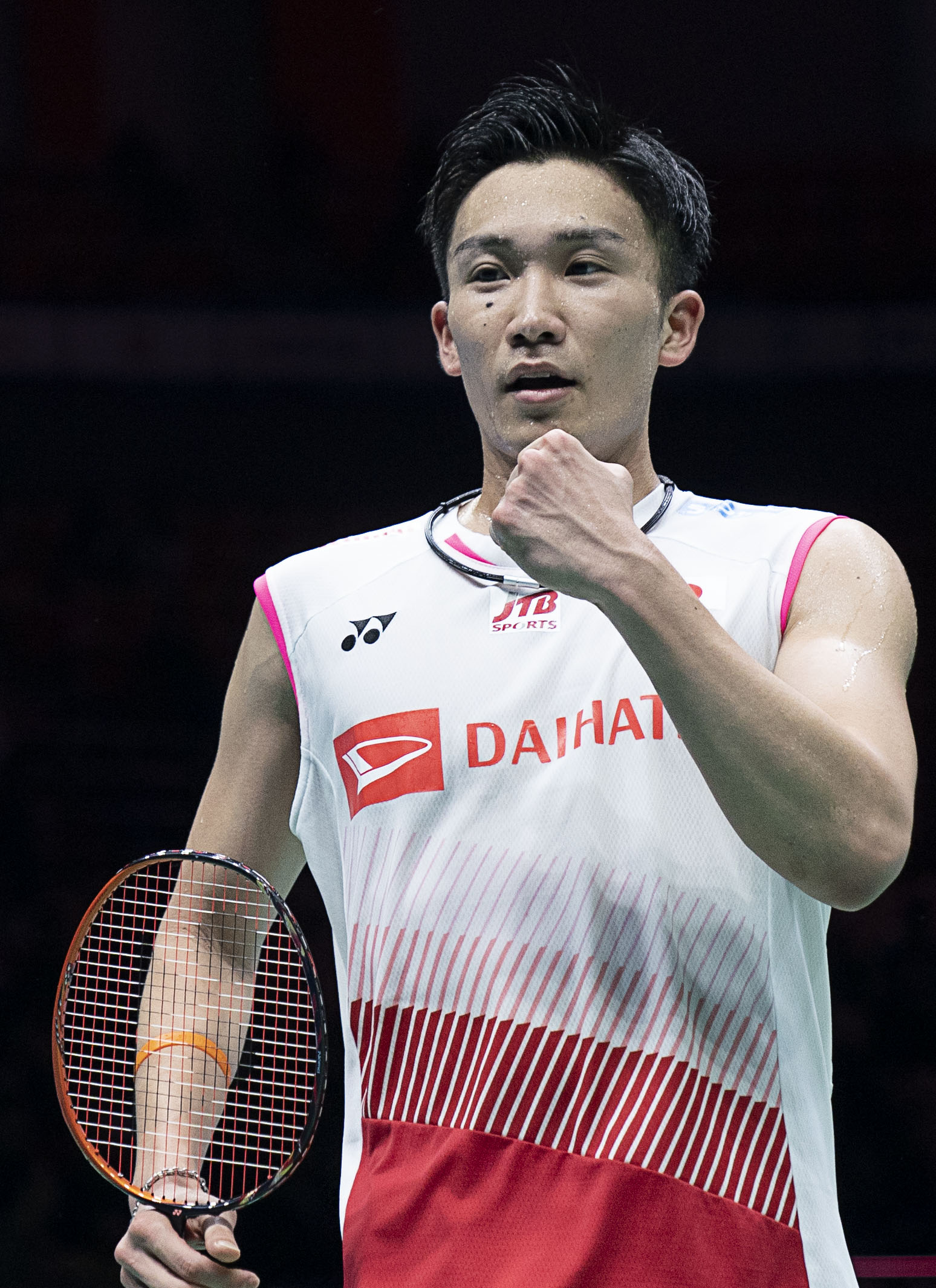 包含日本羽毛球队爆冷韩国羽毛球队，桃田贤斗惊艳世界的词条