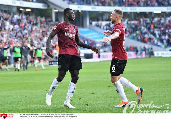 关于汉诺威96客场失利,降低保级前景的信息 关于汉诺威96客场失利,降低保级前景的信息