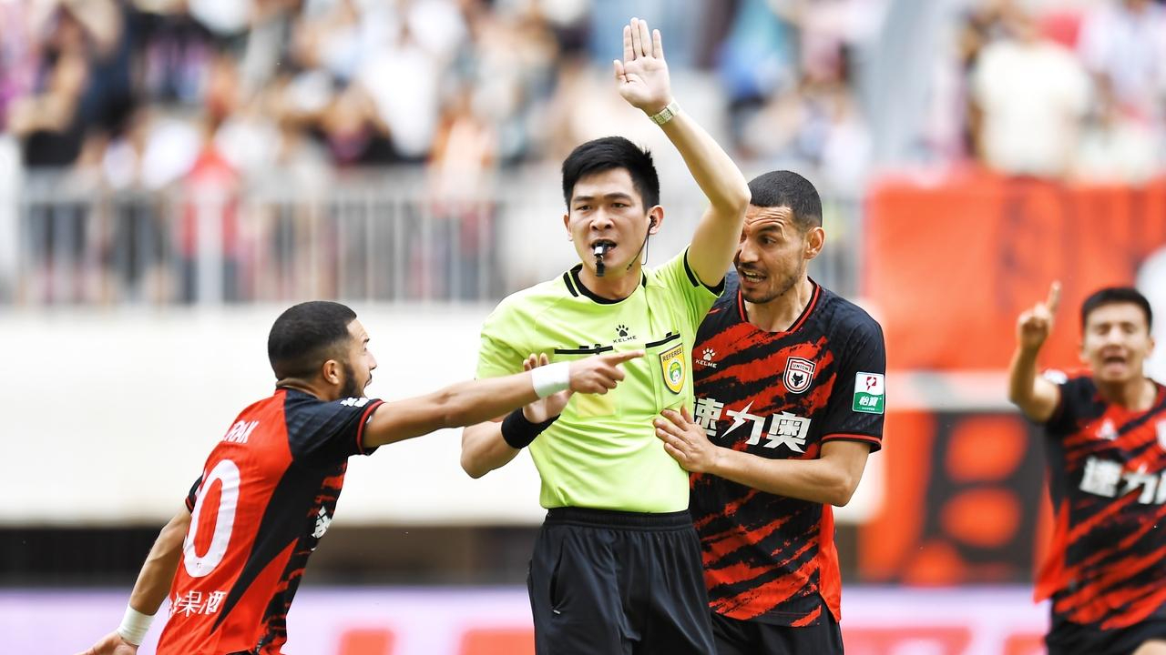 米兰体育-包含陕西队客场不敌广东，球员表现令人关注的词条